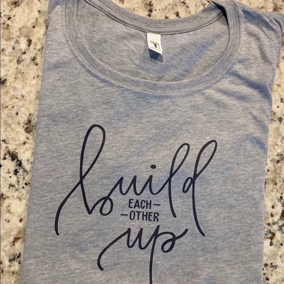 T-Shirts - Picture 2 of 4